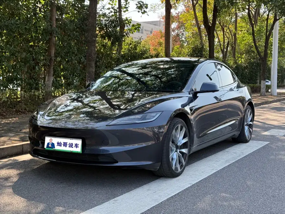 Tesla Model 3 Rear-Wheel Drive 2024