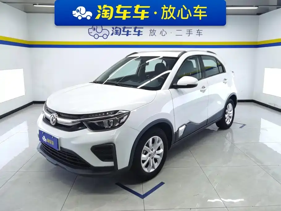 Dongfeng Aeolus Dongfeng Fengshen AX4 200T DCT Luxury 2021