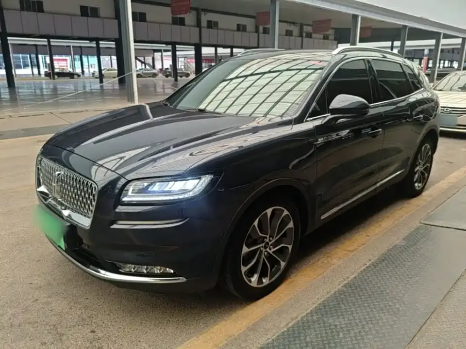 Lincoln Nautilus 2.0T AWD Elegance Edition 2022