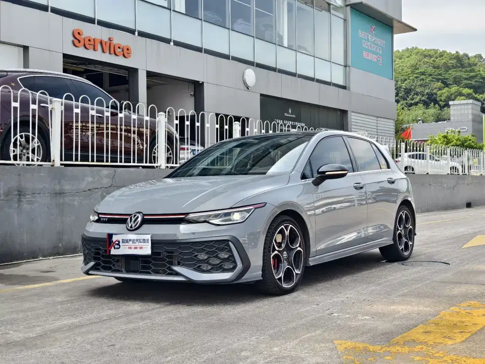 Volkswagen Golf GTI 380TSI DSG GTI 2025
