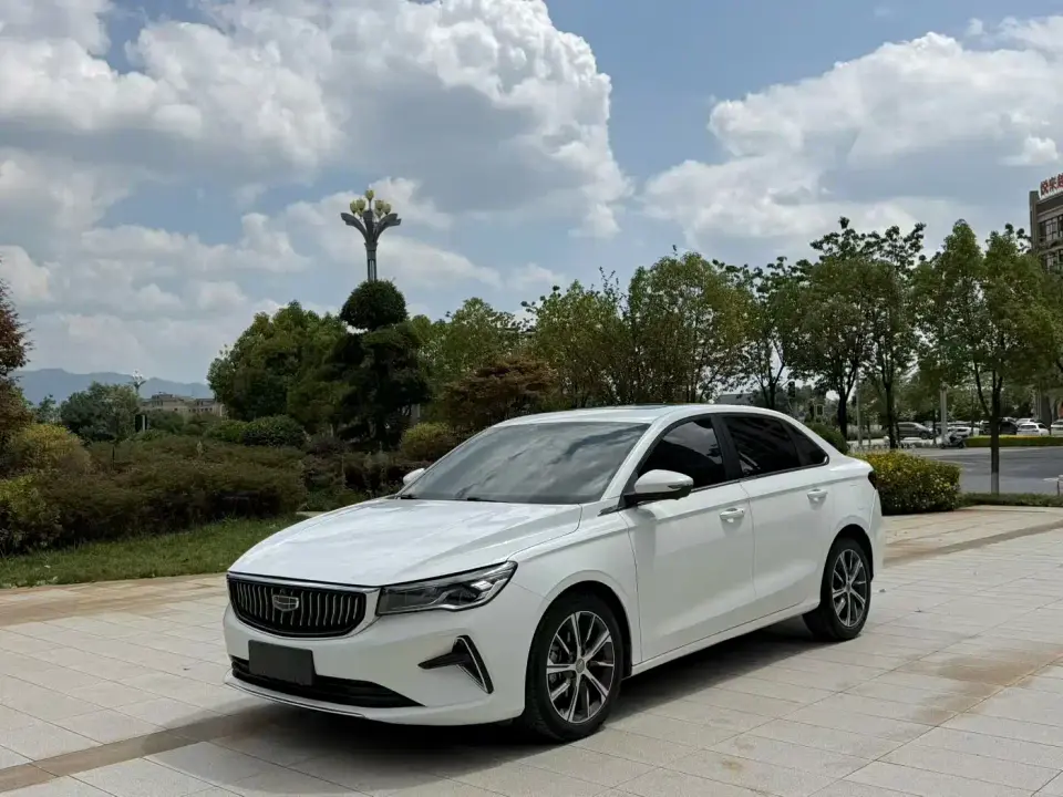 Geely Emgrand 4th Generation 1.5L CVT Premium 2021
