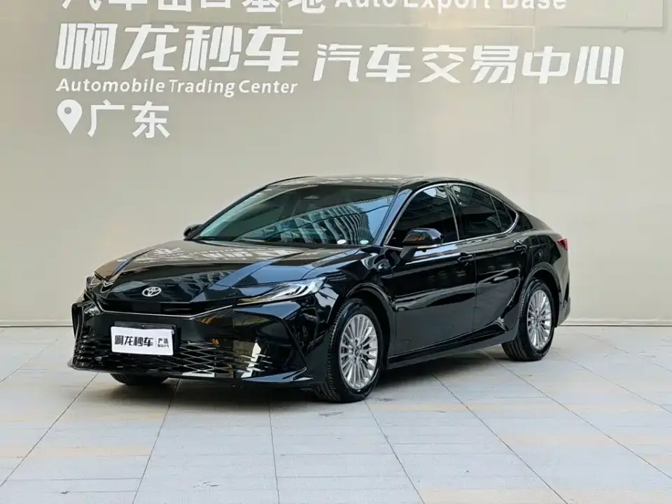 Toyota Camry Model 2.0GVP Luxury Edition 2026