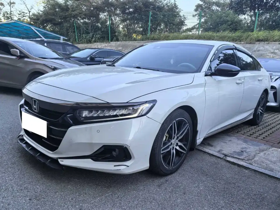 Honda Accord 260TURBO Phantom Night Premium 2022