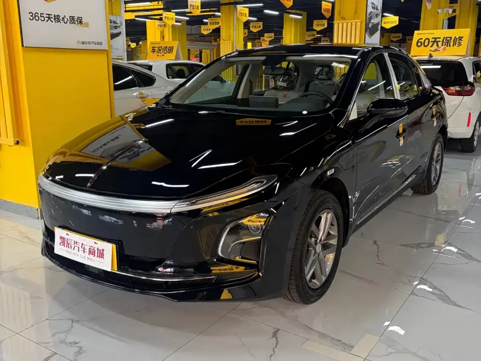 Hongqi E-QM5 610km PLUS 2026