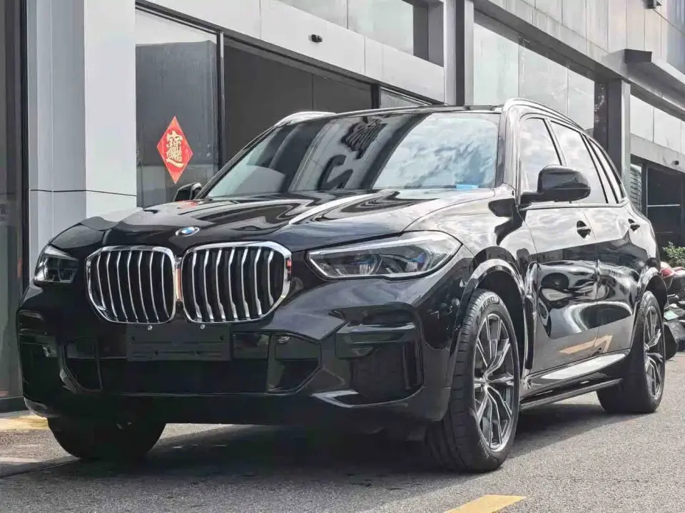 BMW X5 xDrive 30Li Premium M Sport Package 2023