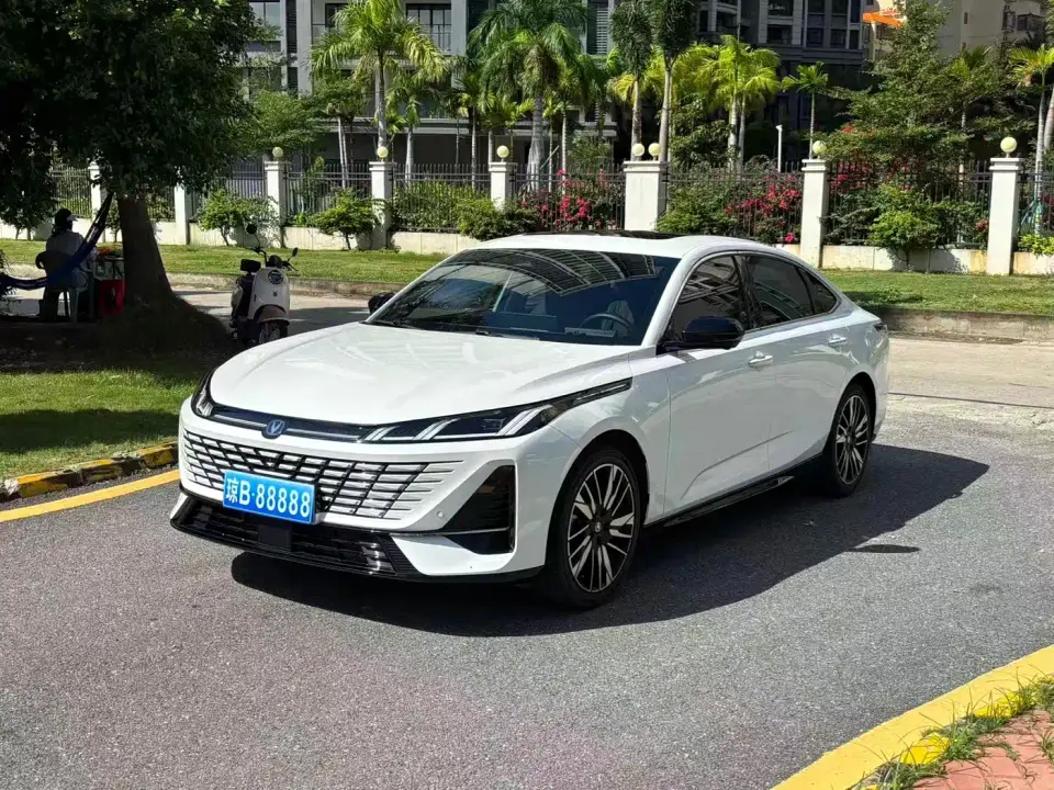 Changan Eado Model Year Facelift 1.5T 500Bar Premium Edition 2025