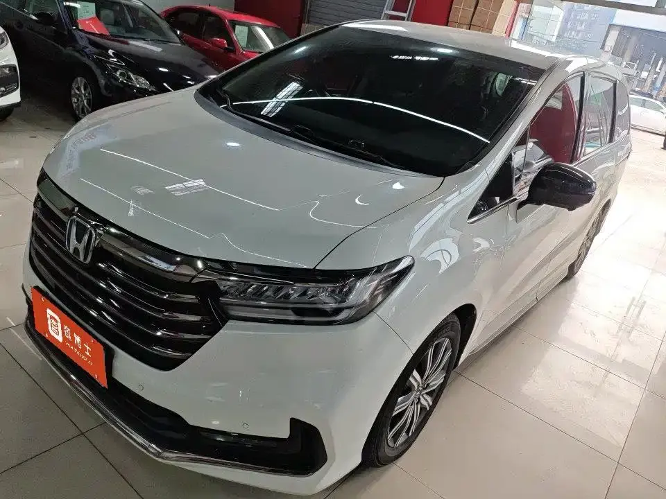 Honda Odyssey 2.0L e:HEV Sharp·Comfort Edition 2024
