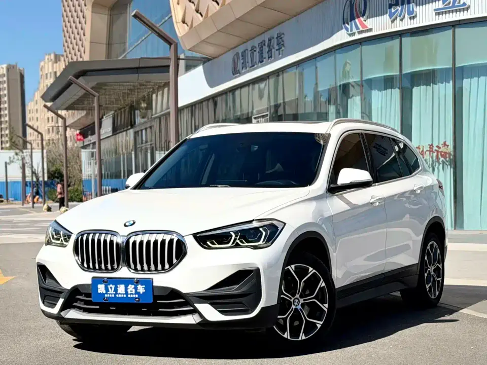 BMW X1 sDrive25Li Leading 2021