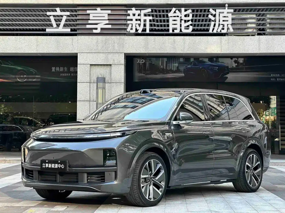 Li Auto Li L8 Model Ultra 2024