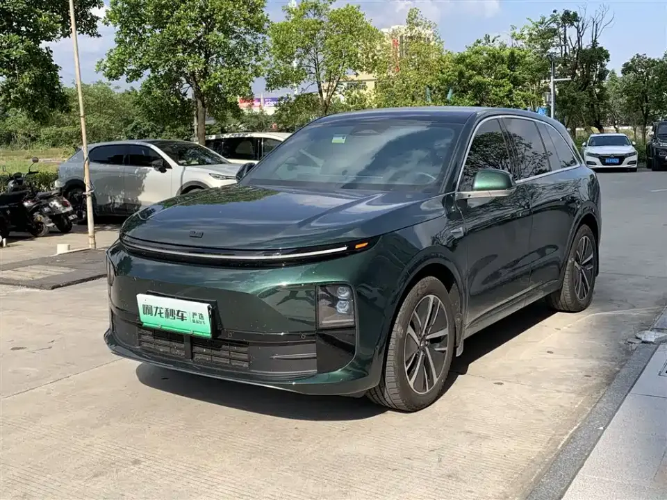 Li Auto L6 Pro 2025