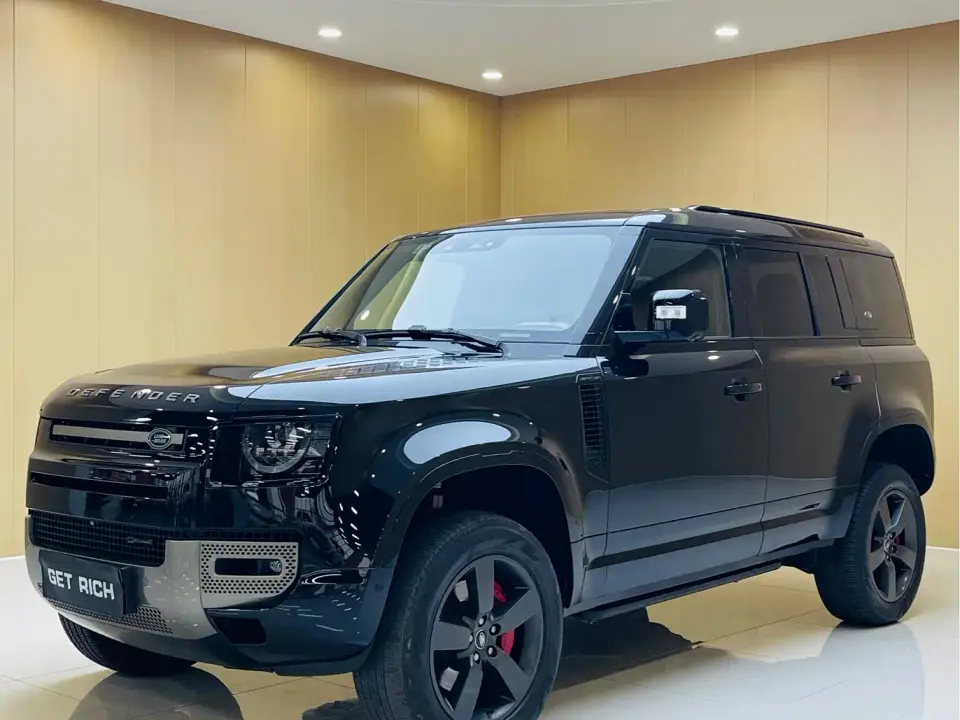 Land Rover Defender Model 110 3.0T P400 X-DYNAMIC HSE 2023