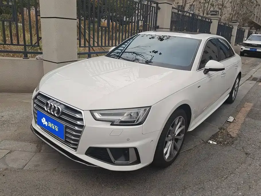 Audi A4L 40 TFSI Fashion (China VI) 2020