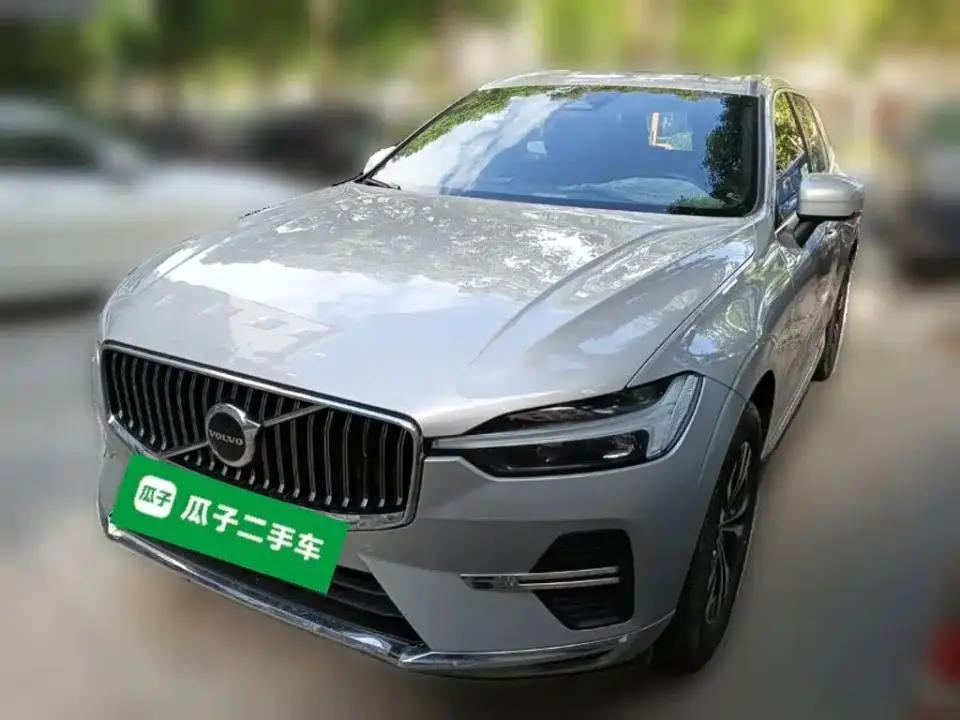 Volvo XC60 B5 AWD Zhiyi Luxury Edition 2024