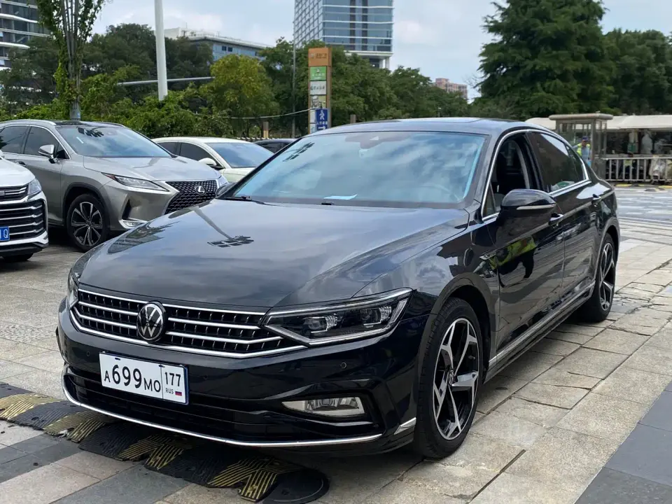 Volkswagen Magotan 2 Million Units Public Sharing Edition 330TSI DSG Luxury 2024
