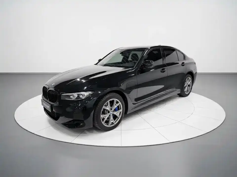 BMW i3 eDrive 35 L 2025
