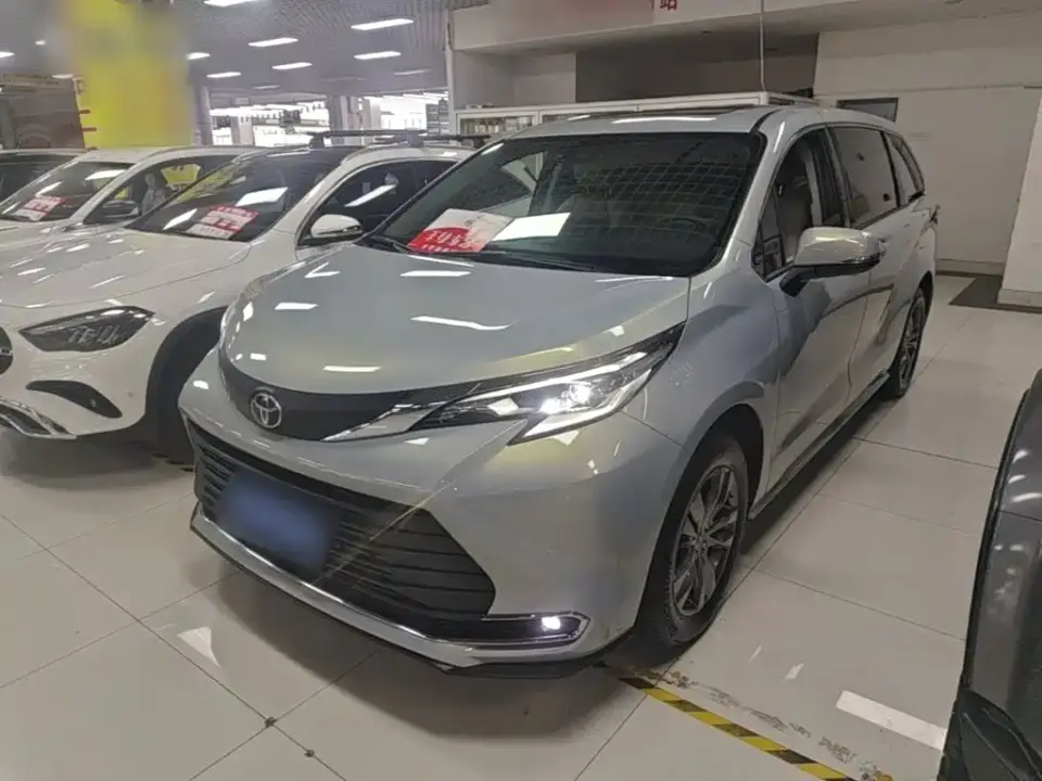 Toyota Sienna Model 2.5L Hybrid 2WD Comfort Edition 2026