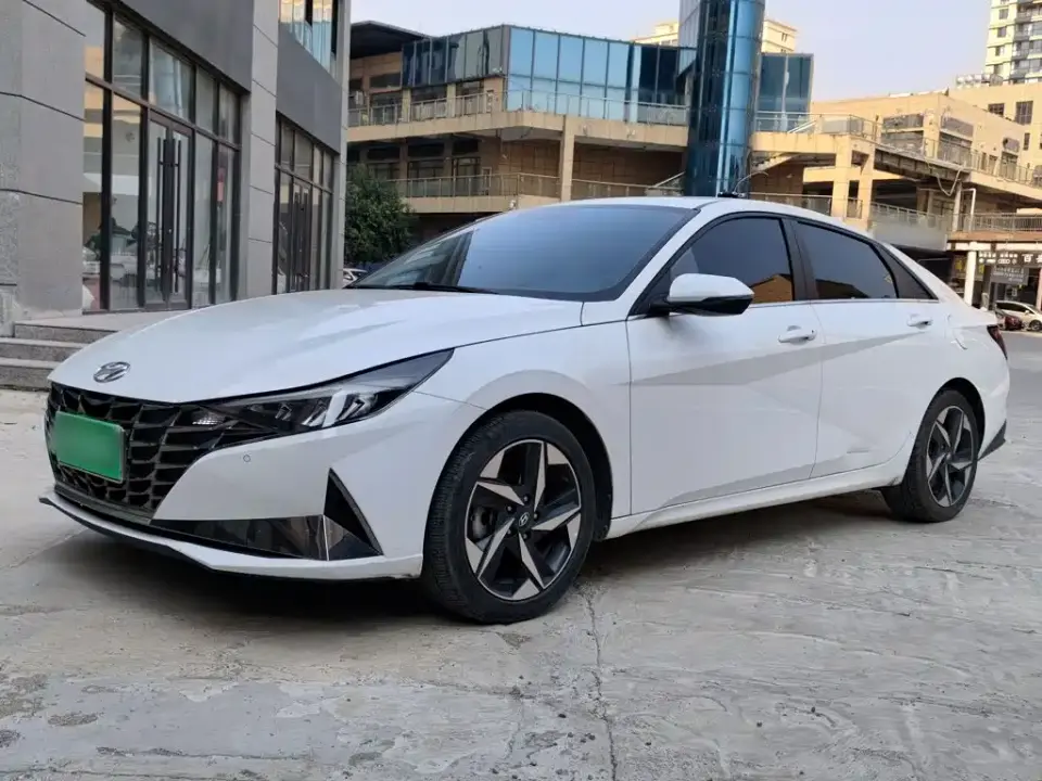 Hyundai Elantra 1.5L CVT GLX Elite Edition 2022