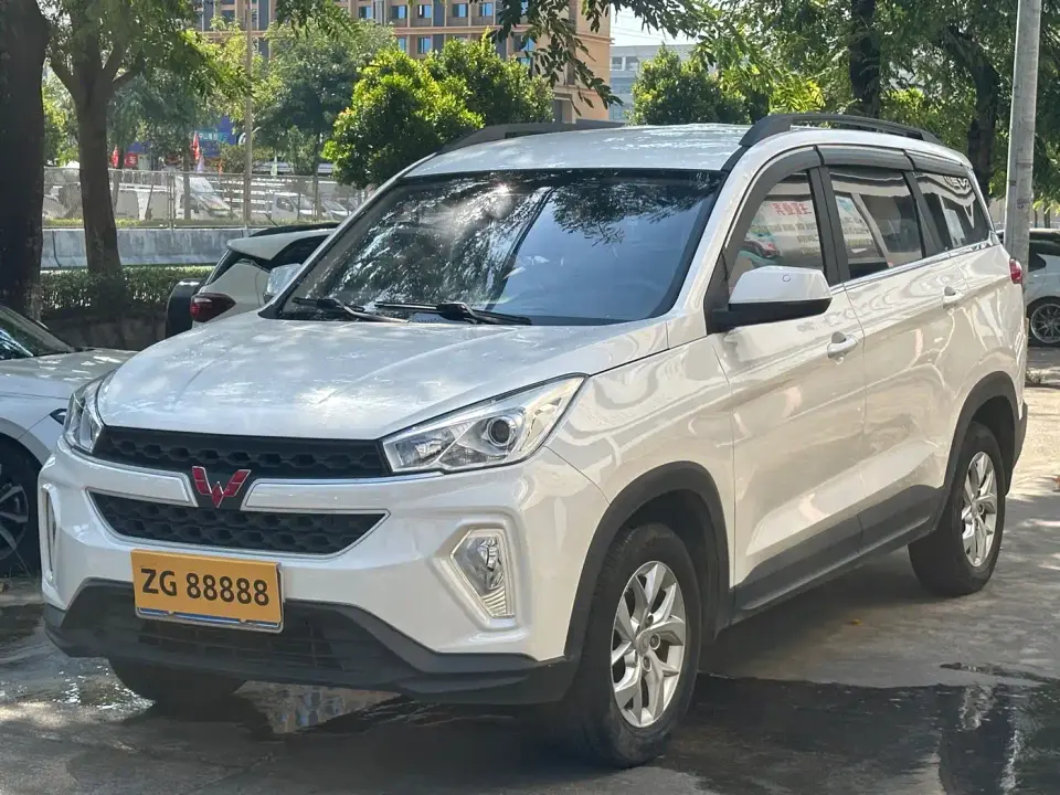 Wuling Motors Wuling Hongguang S3 1.5L Manual Comfort Model China VI 2022