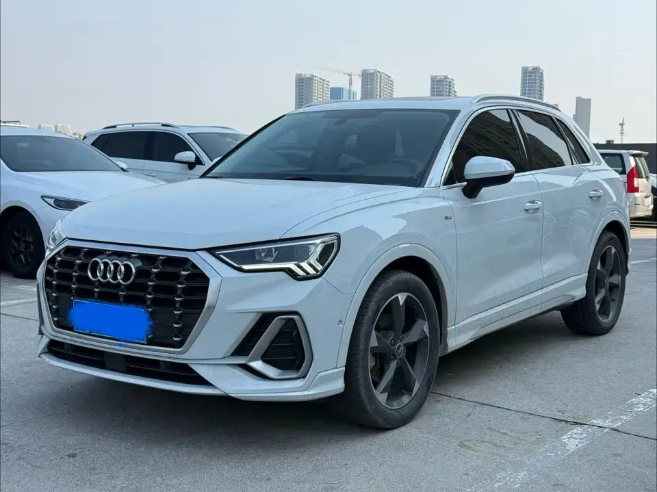 Audi Q3 35 TFSI Fashion Dynamic 2021