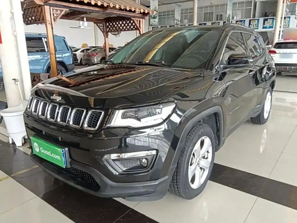 Jeep Compass 220T Automatic Family Edition 2019