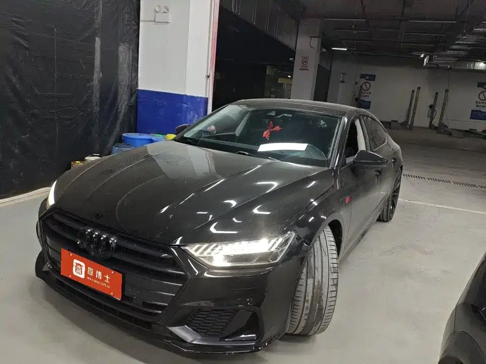Audi A7 Model 45 TFSI Premium Selection Edition 2023