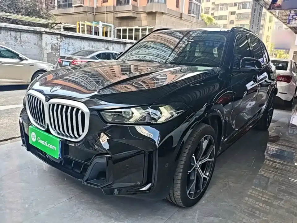BMW X5 xDrive 30Li Premium M Sport Black Night Package 2024