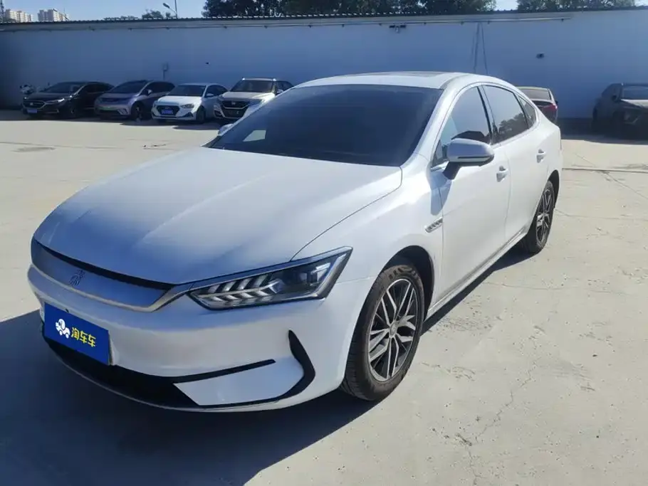 BYD Qin PLUS Glory Edition EV 420KM Surpass 2024