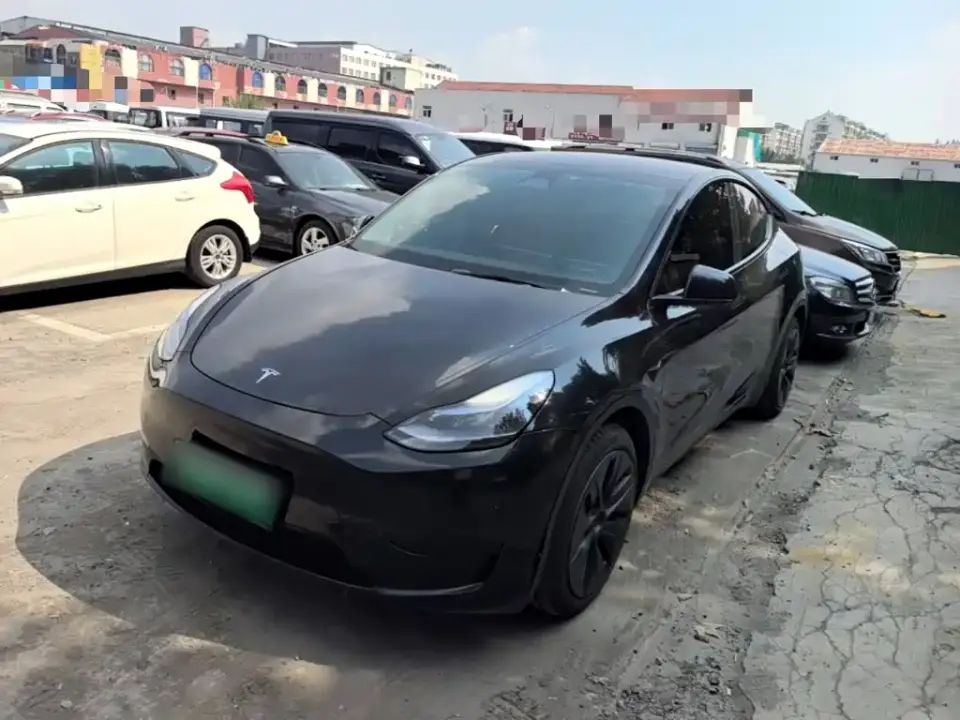 Tesla Model Y Facelift Rear-Wheel Drive Version 2023