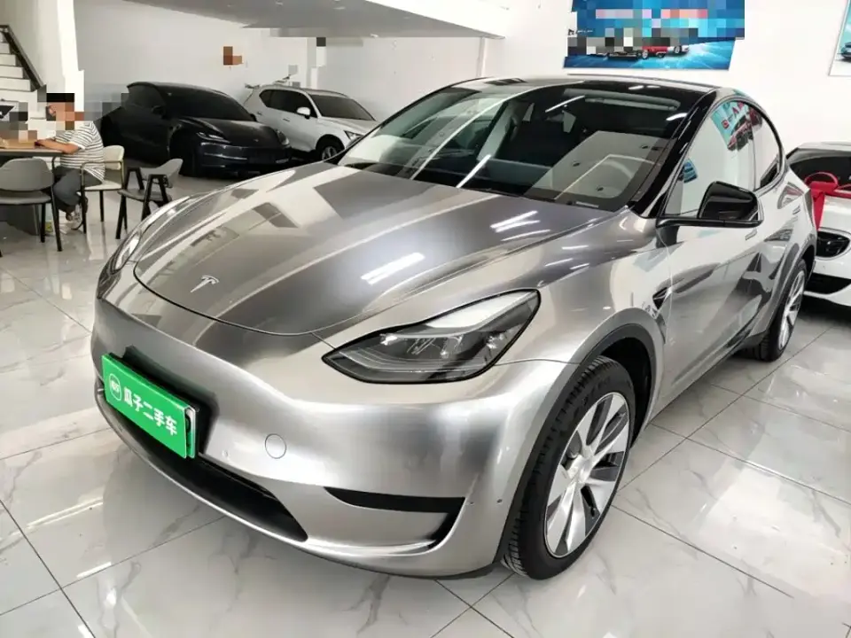 Tesla Model Y Facelift Rear-Wheel Drive Version 2023
