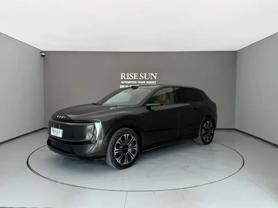 Audi E7X 4WD Base Model 2026