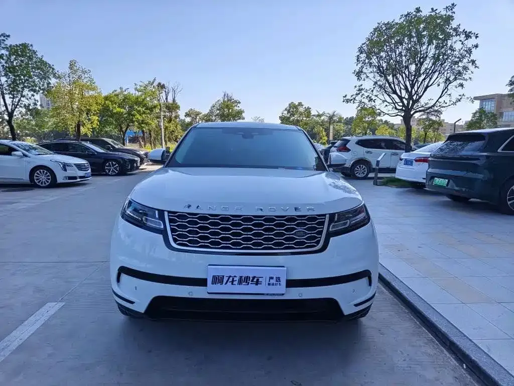 Land Rover Range Rover Velar 250PS 2023 — фото 2