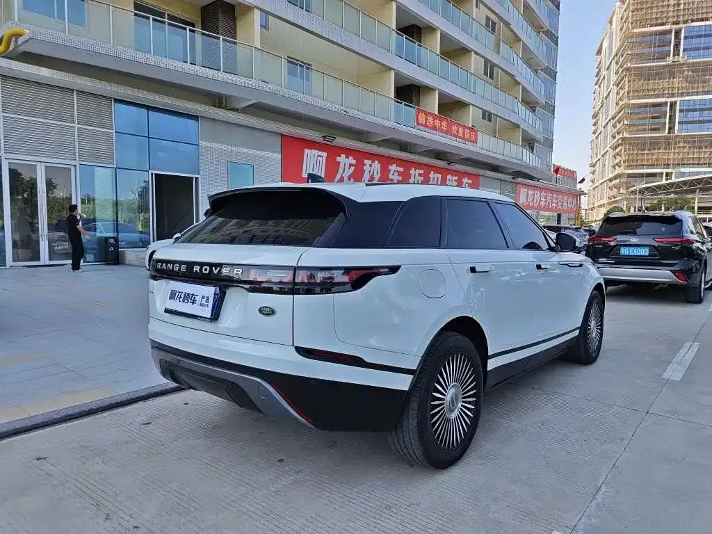 Land Rover Range Rover Velar 250PS 2023 — фото 5