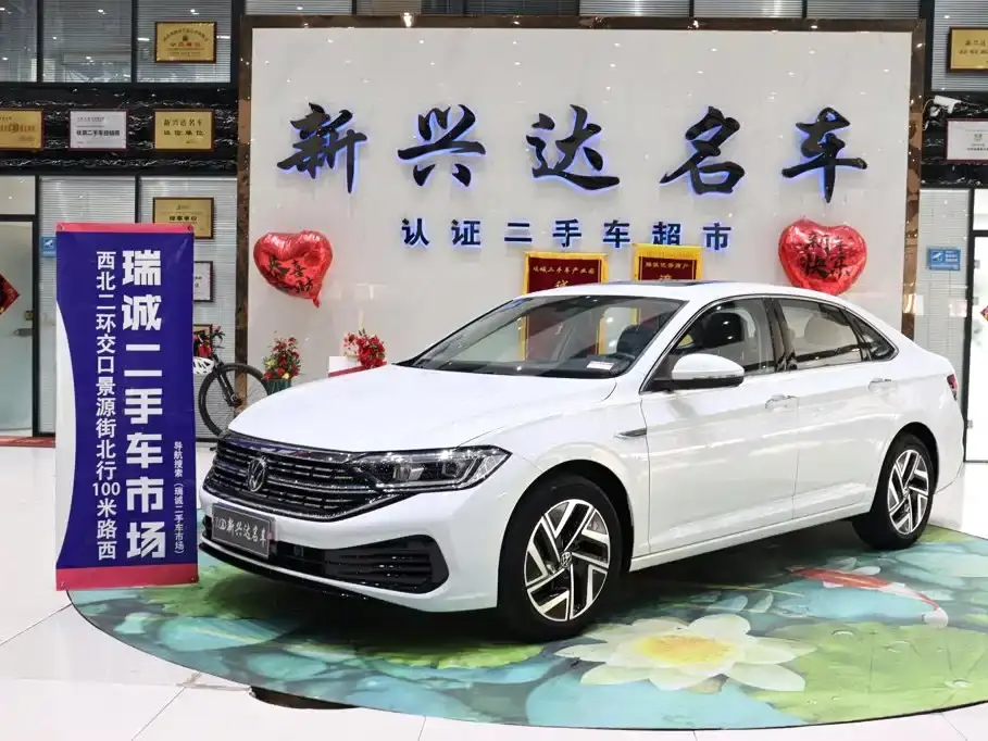 Volkswagen Sagitar 300TSI DSG Surpassing Edition 2023