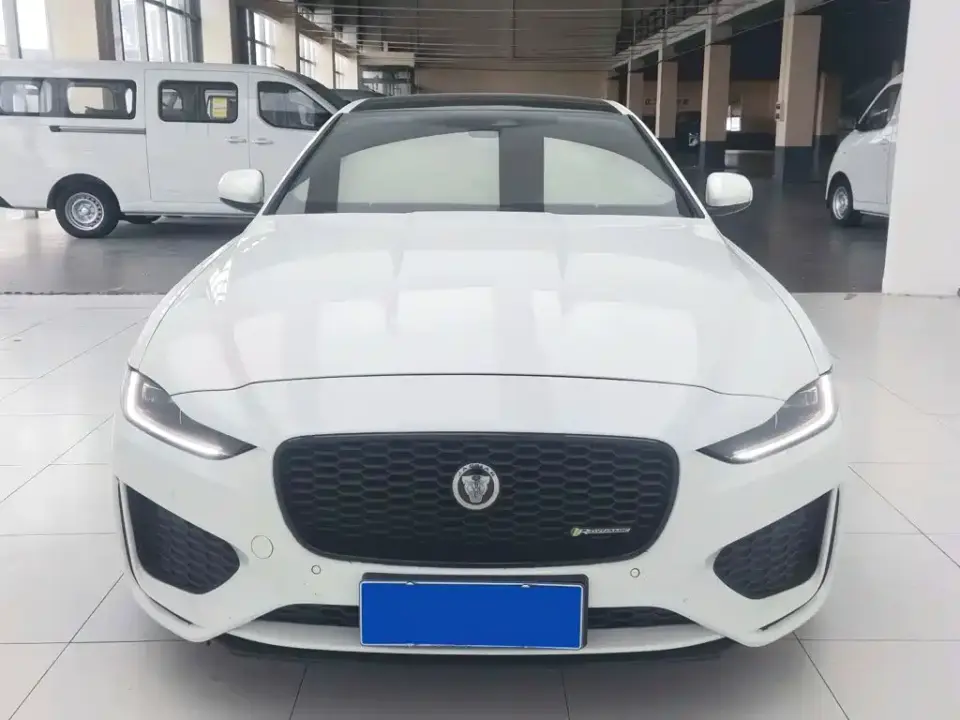 Jaguar XEL 2.0T 250PS Gloss Black Sport Edition 2021