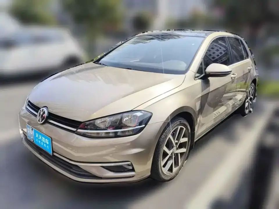 Volkswagen Golf Beloved Edition 200TSI DSG Comfort Progressive 2020