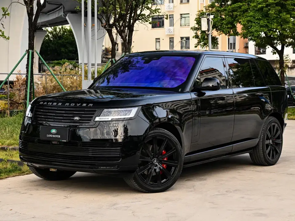 Land Rover Range Rover 3.0 L6 400PS Genesis Extended Wheelbase 2025