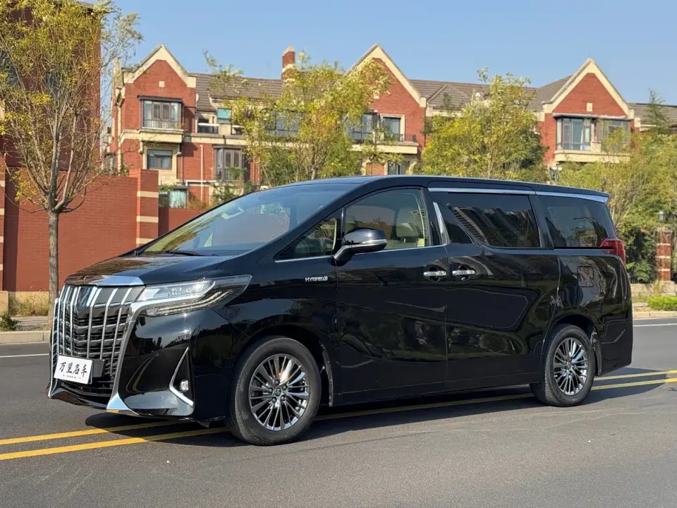 Toyota Alphard Hybrid 2.5L Luxury 2021