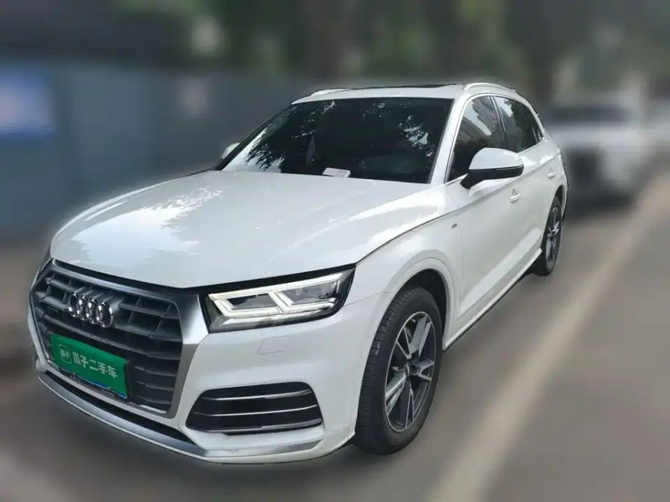 Audi Q5L Facelift 40 TFSI Honor Fashion 2020