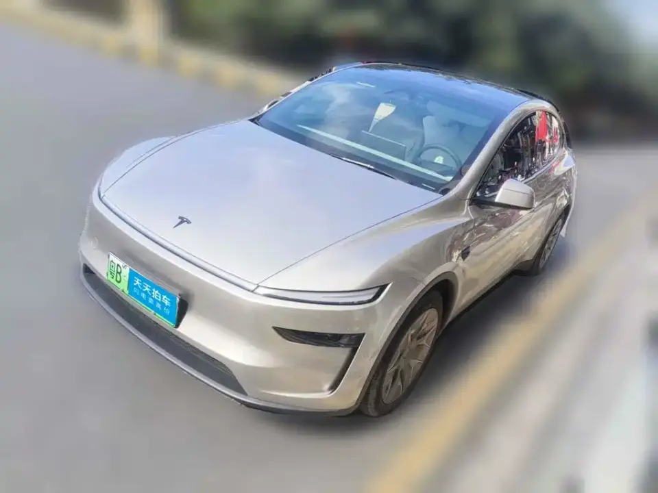 Tesla Model Y L Facelift Long Range AWD 2026