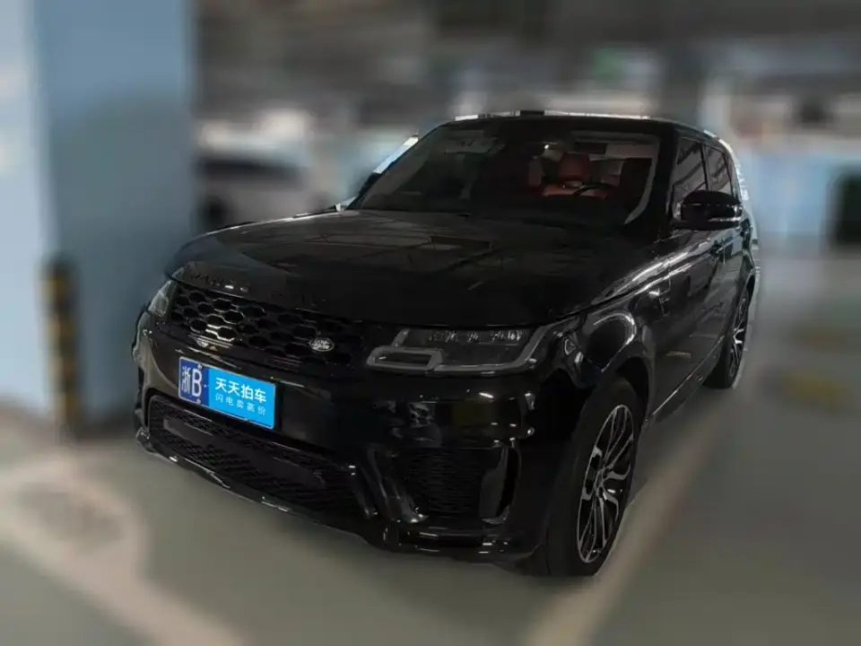 Land Rover Range Rover Sport 3.0 L6 Gloss Black Edition 2022