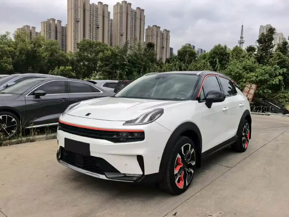 Lynk & Co 06 1.5T Halo 2021