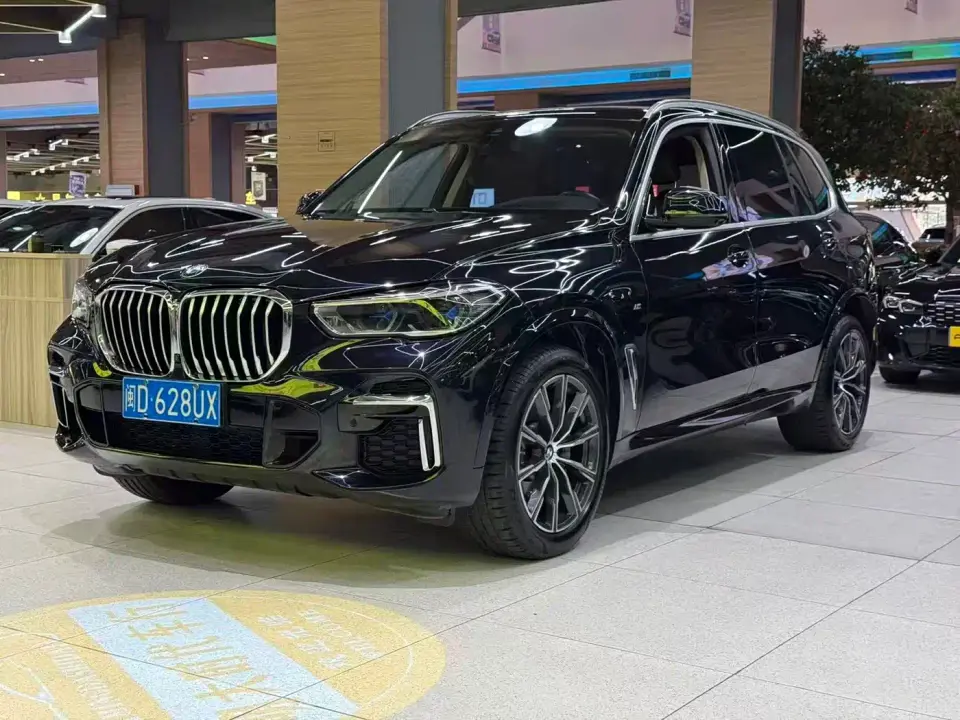 BMW X5 Facelift xDrive 30Li Premium M Sport Package 2022