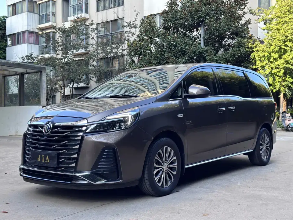 Buick GL8 Land Business Class 652T Luxury 2023