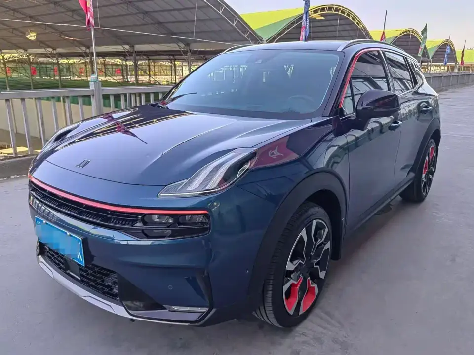 Lynk & Co 06 1.5T Halo 2020