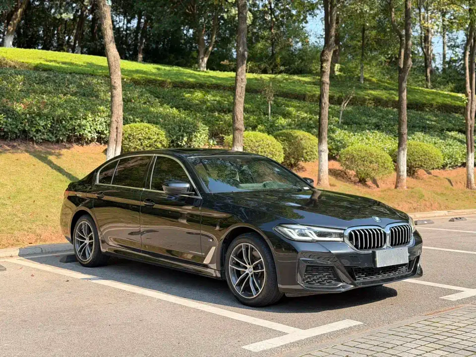 BMW 5 Series 525Li M Sport Package 2023