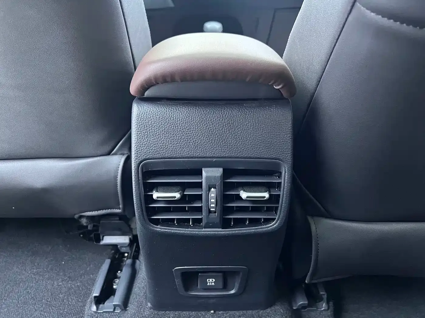 Toyota Levin 185T CVT Luxury 2024 — фото 10