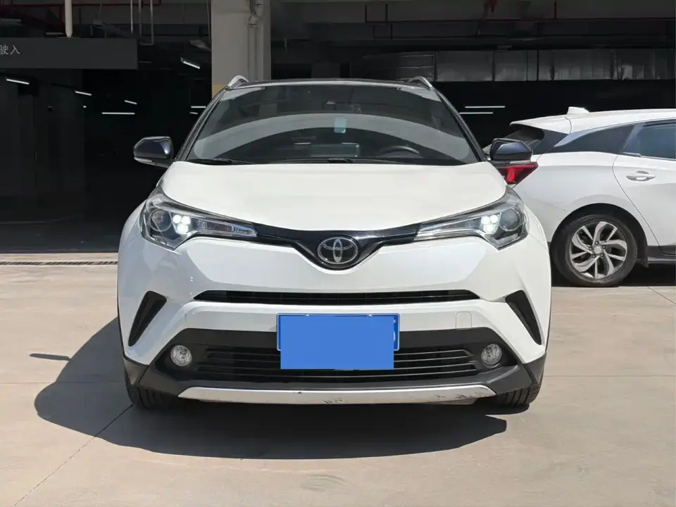 Toyota IZOA 2.0L Yichi Edition China V 2019