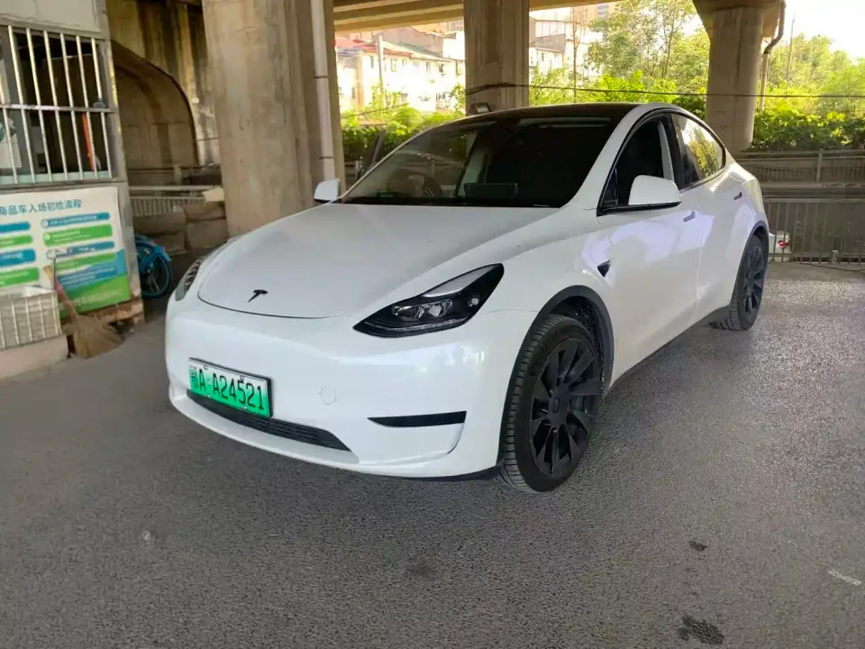 Tesla Model Y Facelift Rear-Wheel Drive Version 2023