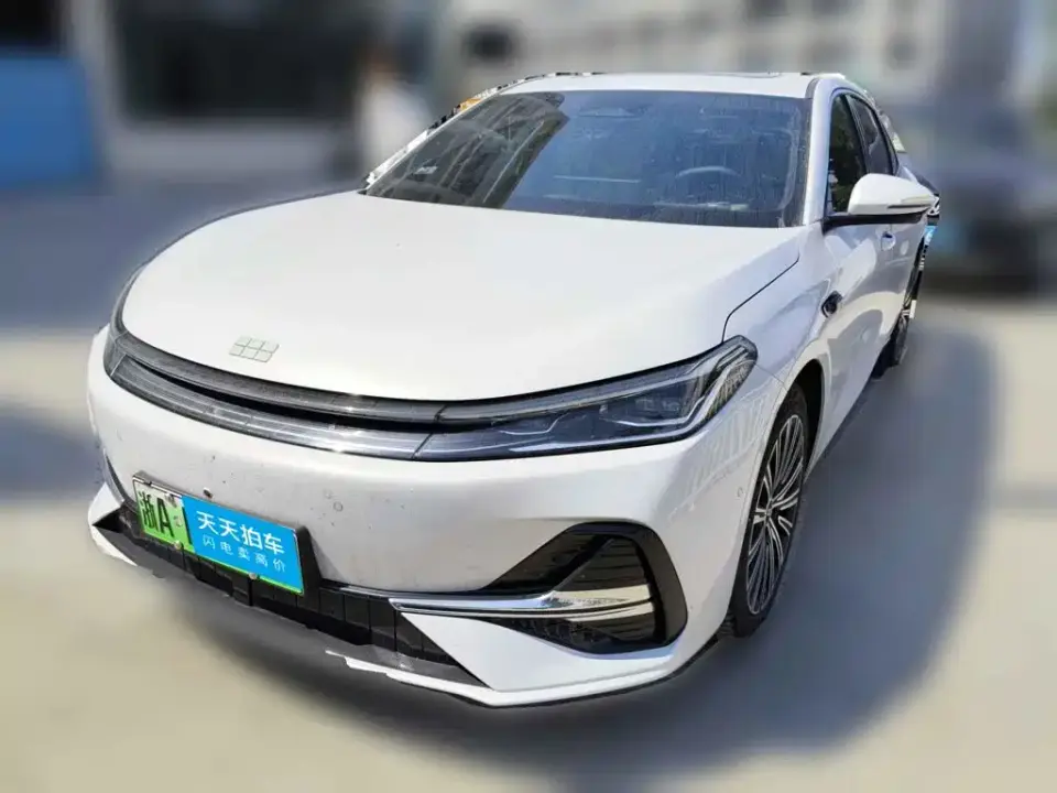 Geely Galaxy Galaxy A7 EM-i 2025