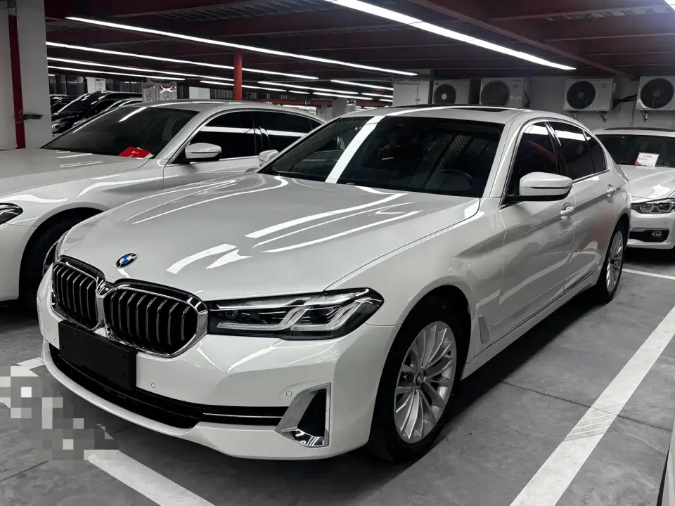 BMW 5 Series Facelift 525Li Luxury Package 2022